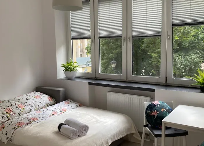 Kawalerki Basi Przy Dabrowskiego 22 Катовице