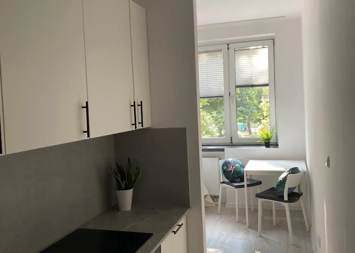 Apartamento Kawalerki Basi Przy Dabrowskiego 22 *